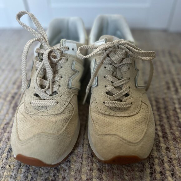 NEW BALANCE | Femme 574 Sneaker Sandstone Light Tan (Size 7) - Picture 3 of 10